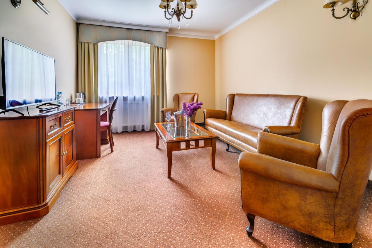Hotel Pan Tadeusz Serock Exteriér fotografie