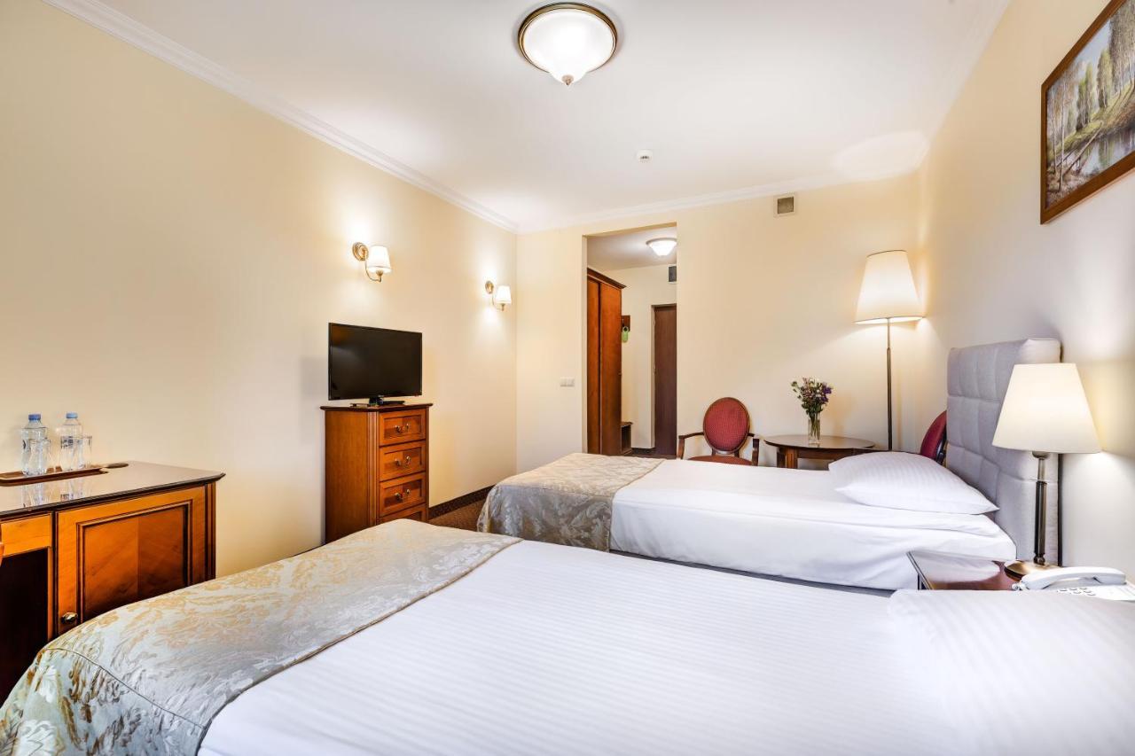 Hotel Pan Tadeusz Serock Exteriér fotografie
